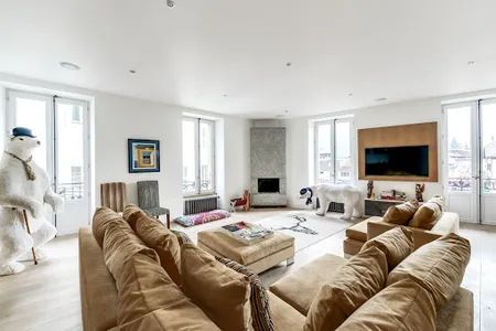 Elegant and Luxurious Chalet in the Center of Chamonix