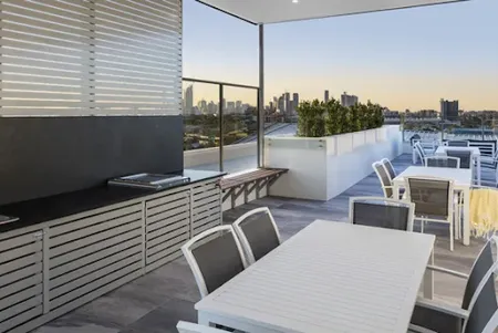 Oaks Brisbane Woolloongabba Suites