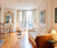 120M2 PARISIAN CHARM ON BOULEVARD RASPAIL