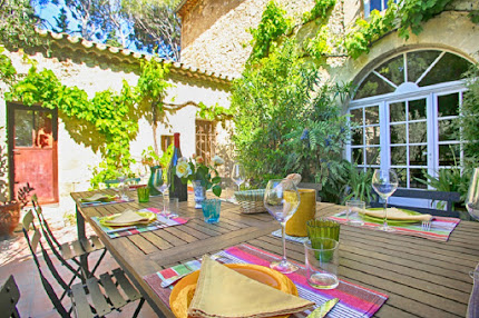 A Beautifully Restored Family Villa in Avignon