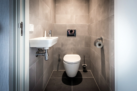 Toilet at Zeeburgerpad Dockland Serviced Apartment, Oosterparkbuurt