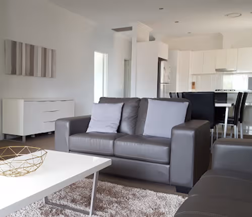 Caroline St Serviced Apartments