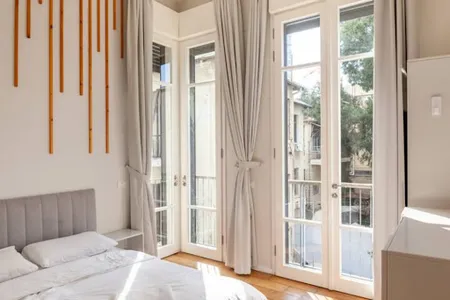 Rothschild Street Serviced Apartment