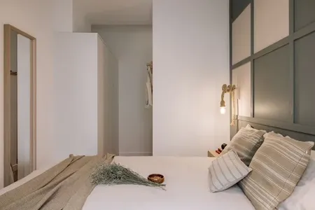 Breezes Serviced Apartments