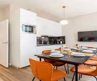 ON BANKS OF SEINE AND MINUTES TO PALAIS ROYAL