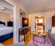 Battery Street Apartment