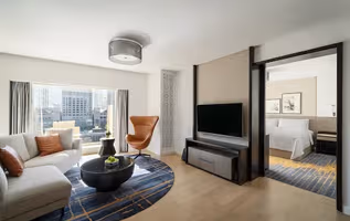 Jianguomenwai Street Apartments