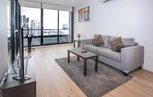 Spencer Street Serviced Apartment-II
