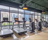 N LaSalle Dr Serviced Apartment
