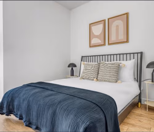 W Madison Street Serviced Apartment