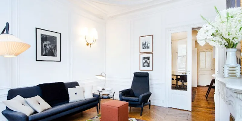 Bright living area at Pinot Grigio Serviced Apartment, Bastille