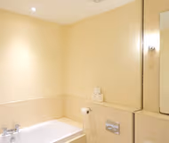 Hampton Court 1 beds with terrace