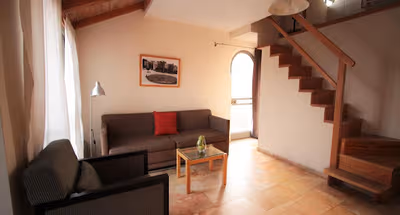 Hacarmel St Serviced Apartment