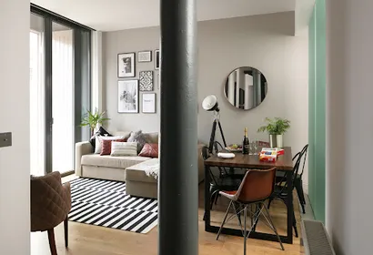 Luxury Plymouth Apartment