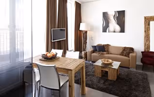 Otto Braun Junior Balcony Serviced Apartment, Mitte