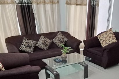Kalyani Nagar Road Apartments