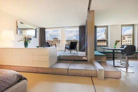 A LUXURY RESIDENCE JUST OFF PONTE VECHHIO