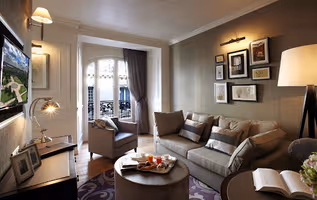 La Clef Louvre Serviced Apartment, Louvre