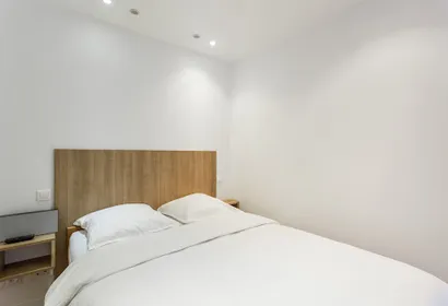Davioud Serviced Apartments