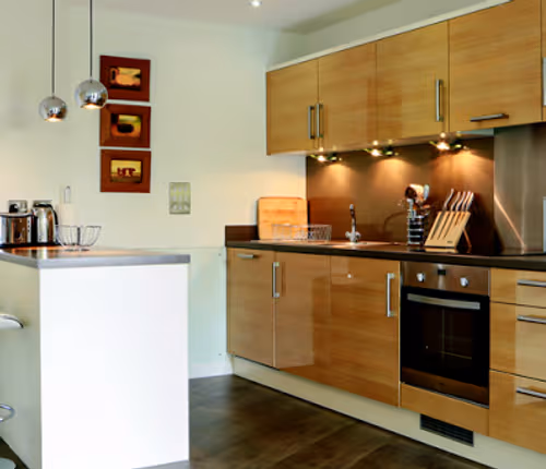 Fully equipped kitchen at Cardinal Place