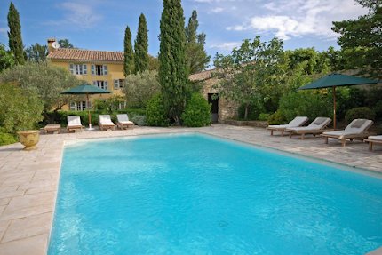 Luxury Villa in the Village of Pernes les Fontaines
