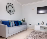 Beautiful 4 bed Contemporary Cottage