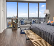 W Madison St Serviced Apartment