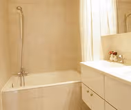 Rue de Sablons Trocadero