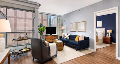 N Wells St Serviced Apartment