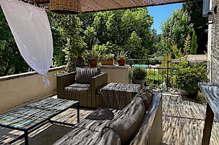 A Private Villa in the Picturesque Village of Joucas
