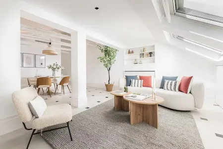 Pl. de Chueca Serviced Apartment