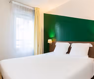 Master bedroom at Carrieres Sous Poissy , Champs Elysees