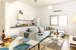 Eminent 3 Bedroom Apartment in Dizengoff Street