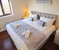 ★The Barwoods★Modern Spacious Home in Chester★