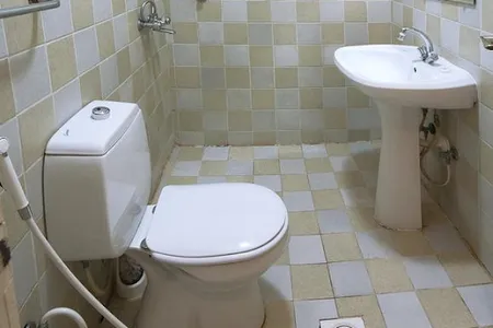 Hira Street Serviced Apartment
