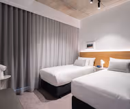 Docklands Serviced Apartment