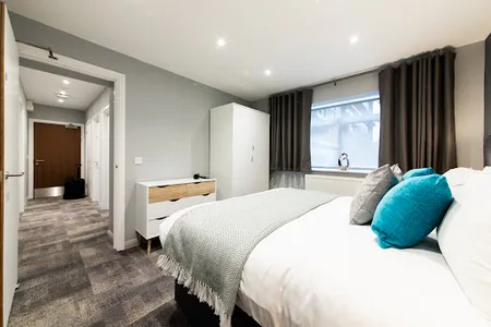Cathedral Road Serviced Apartment