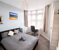2 Bedroom Serviced Accomodation BS16