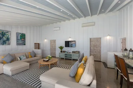 Luxurious Beach Villa In Kalim Beach