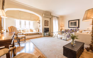 Splendom Housing Lagasca Crown