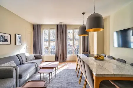 THE PURE JOY OF LIVING NEAR THE LUXEMBOURG GARDENS &ST GERMAIN