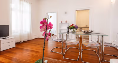 Operngasse Premium in "Your Vienna"