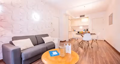 C/ de Bailèn Service Apartment