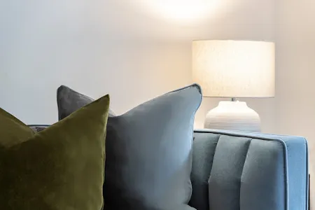 2 bed 2 bath Colindale