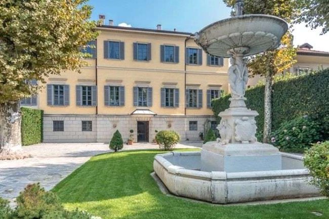 LAKE COMO HISTORIC LUXURY VILLA- 1200M2 OF PURE SPLEDOUR