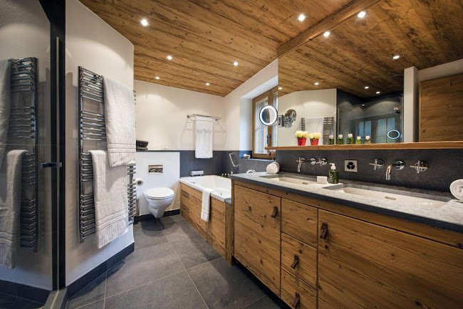 A Luxurious and Stylish Chalet in the Center of Verbier
