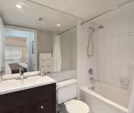 Simcoe Street Serviced Apartments v
