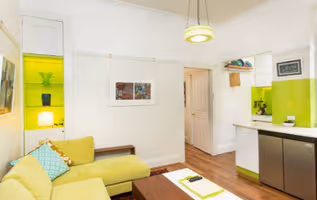 Roslyn Gardens Apartments