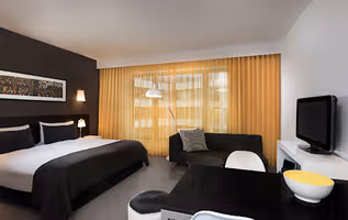 Spandauer Brucke Studio Apartment