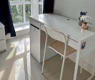 Clarendon Luxury Apartment